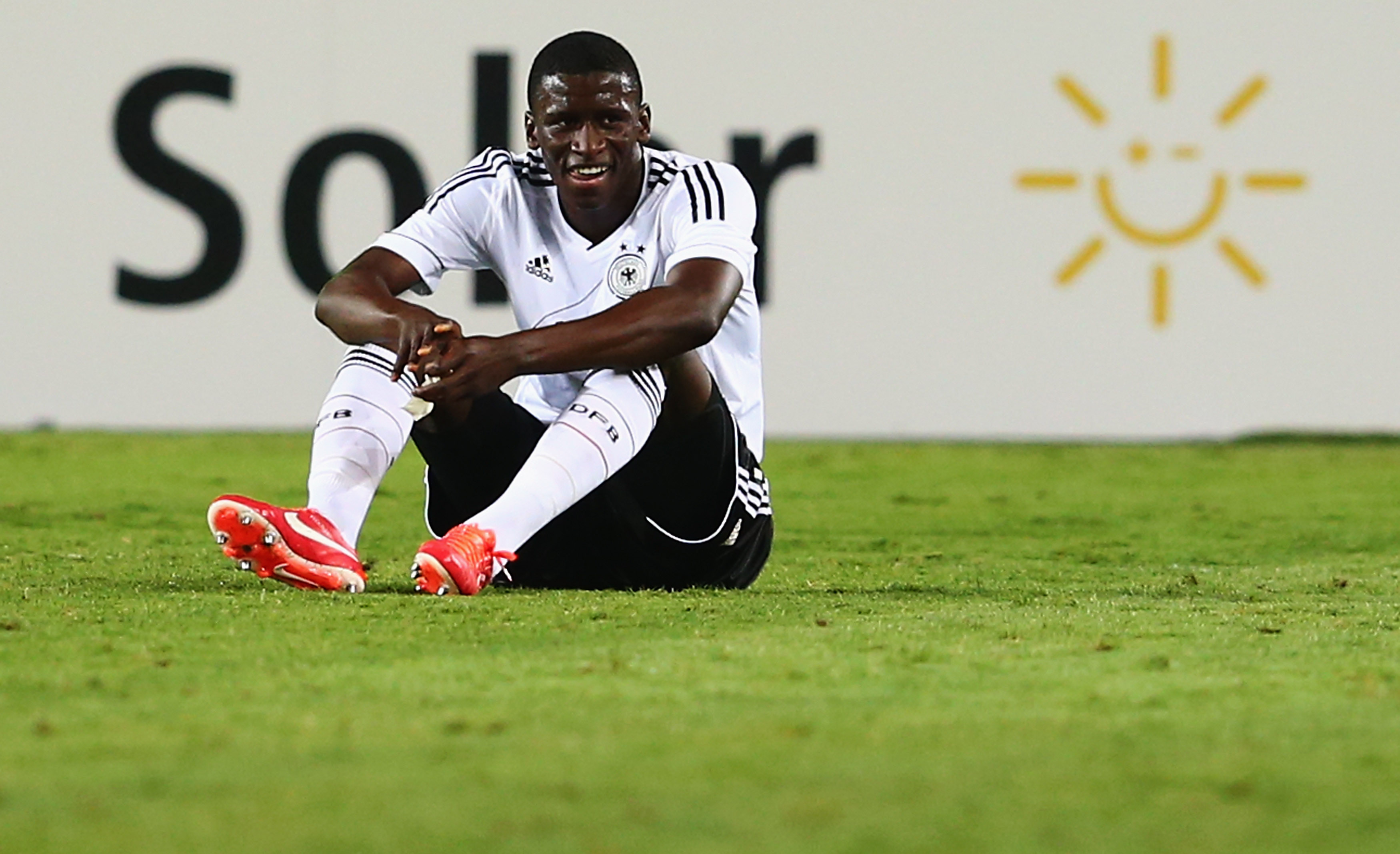 Chelsea face Rudiger Competition