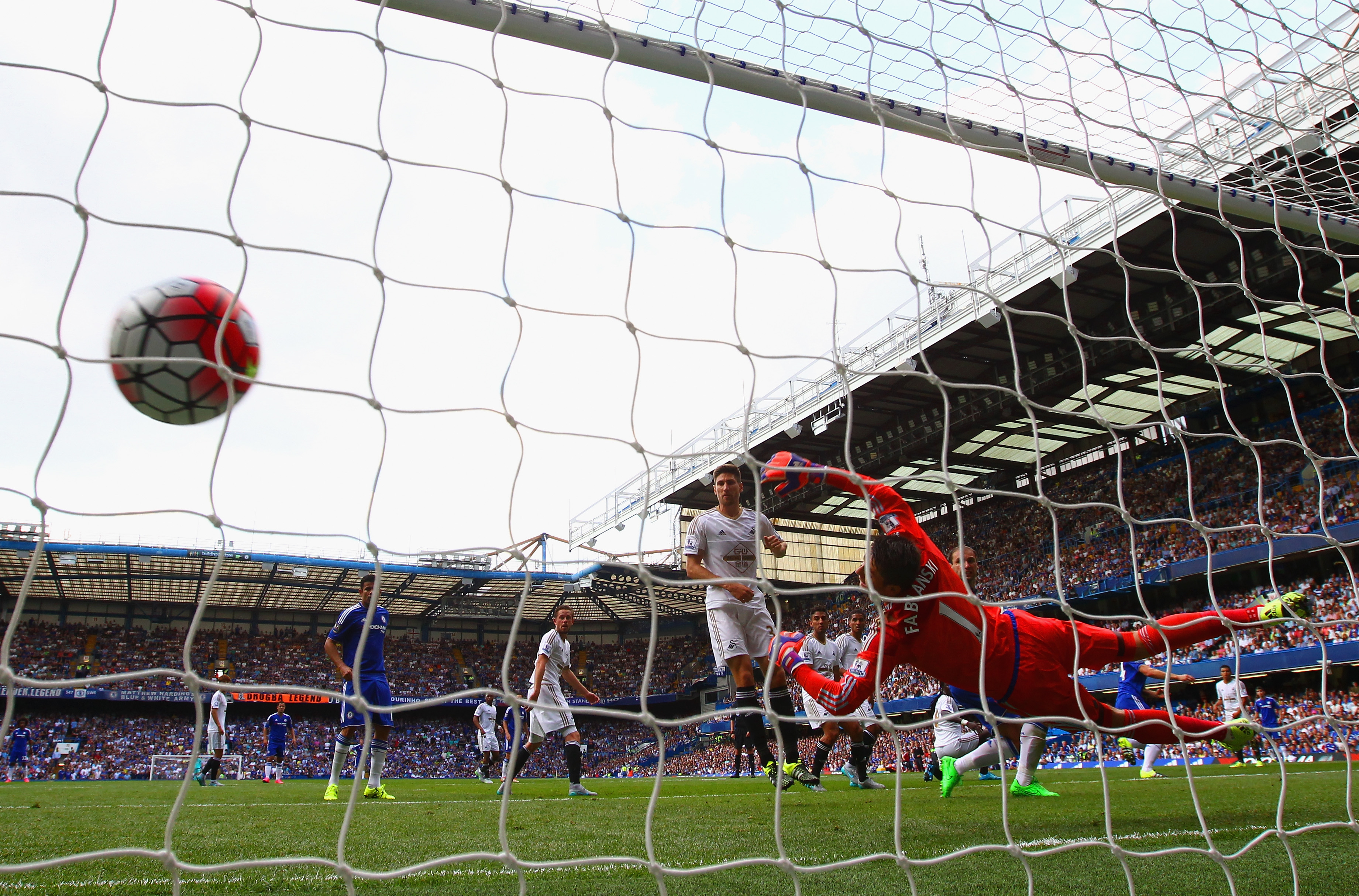 Chelsea v Swansea City - Premier League