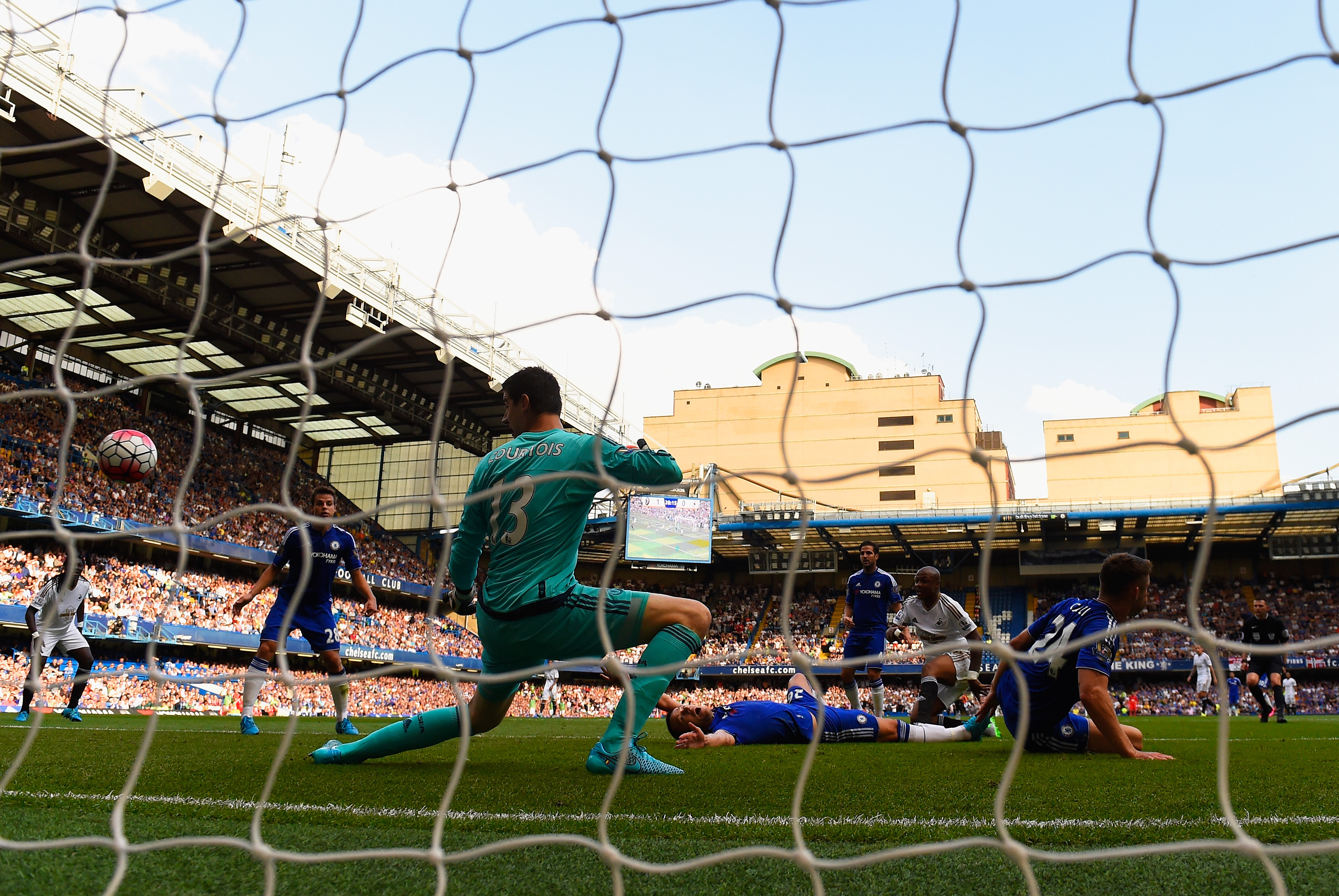Chelsea v Swansea City - Premier League