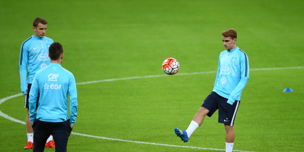 Chelsea on standby as Madrid plan for striker’s exit