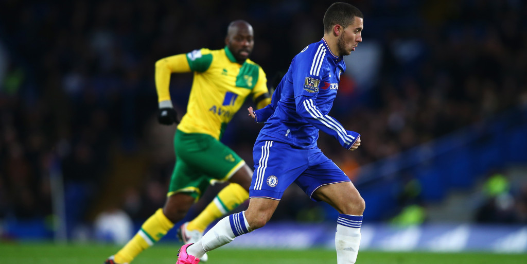 Hazard better out wide says Mourinho