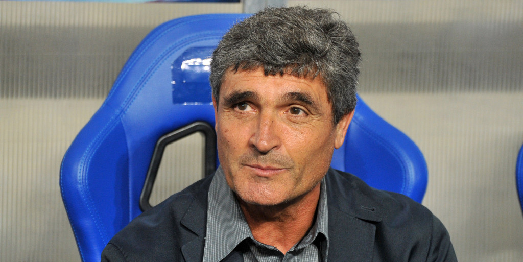 Chelsea considering Juande Ramos as interim manager