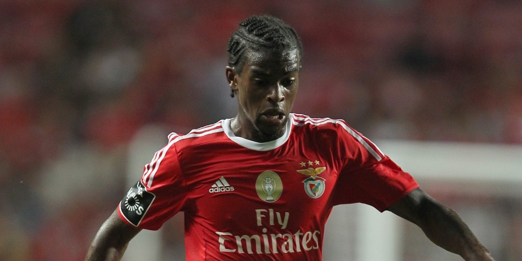 Chelsea to rival Arsenal for Benfica defender