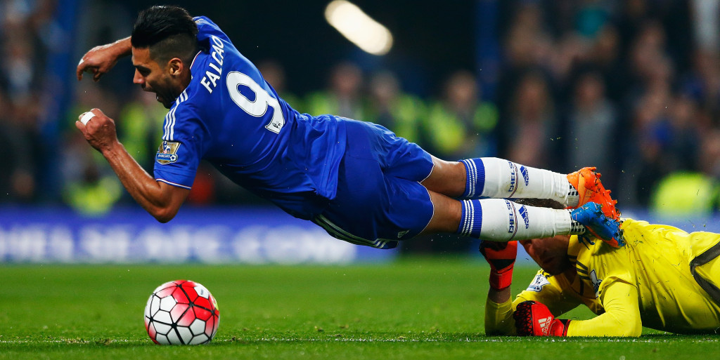 Falcao suffers another injury setback