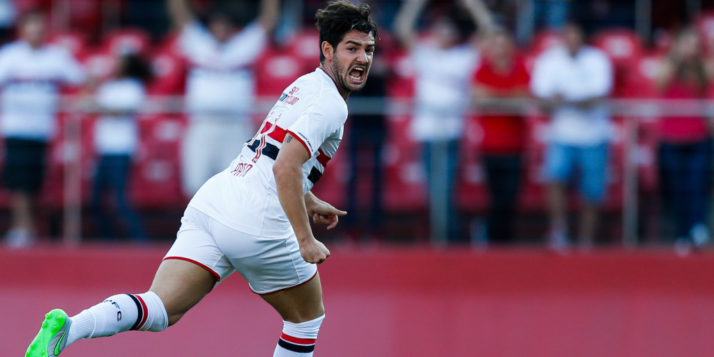 Chelsea confirm Pato arrival