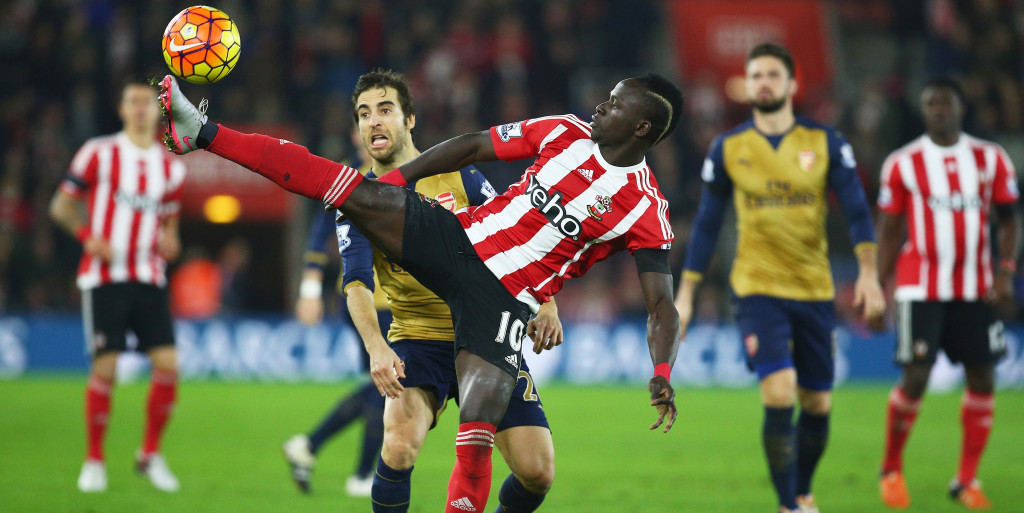 Chelsea join United in the race for Mane