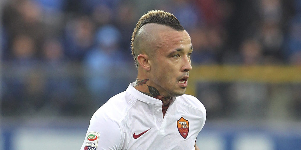 Chelsea make £23m bid for midfielder