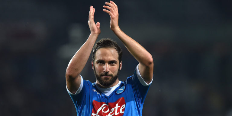 Chelsea in advanced talks to sign striker