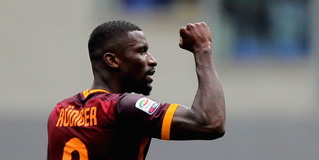 Reported Chelsea target suffers major injury