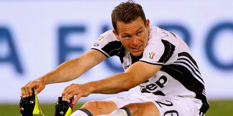 Chelsea face competition for Juventus star