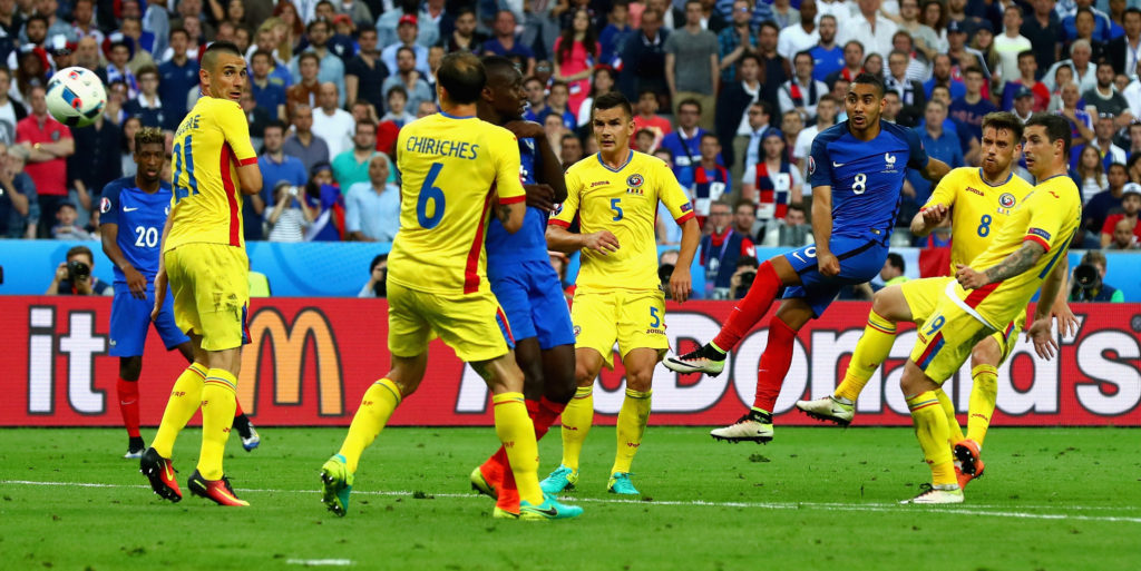 Chelsea make contact over Dimitri Payet deal