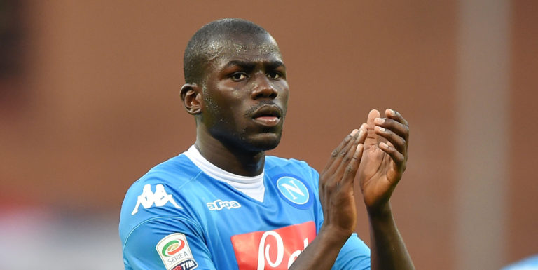 Chelsea make £38m bid for defender