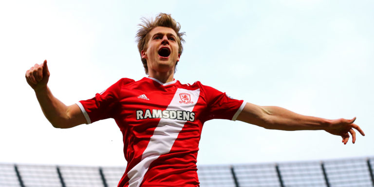 Burnley set to sign Bamford on loan