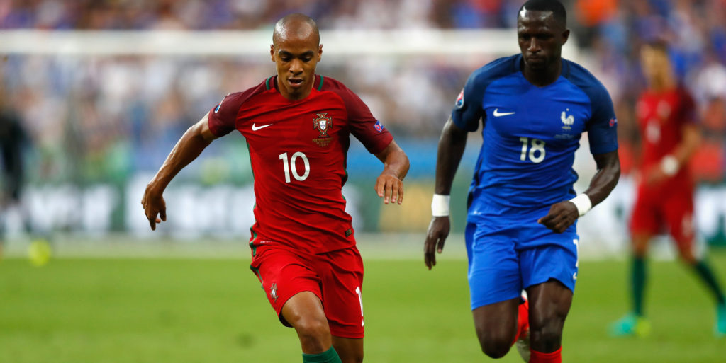 Chelsea bid £39m for Portuguese winger