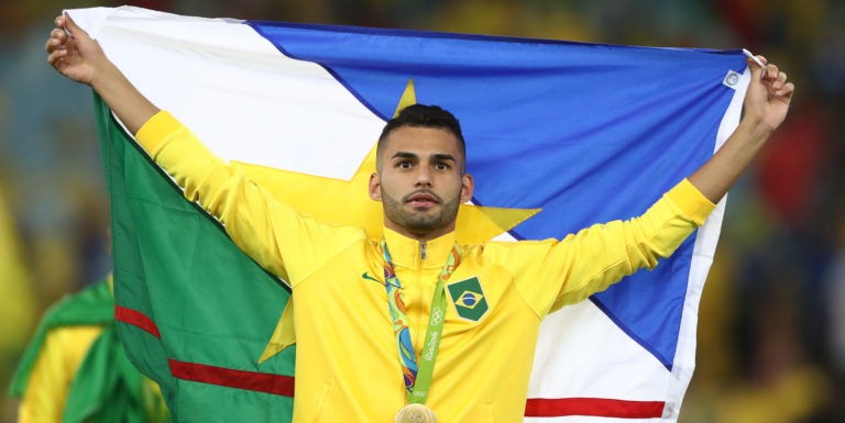 Chelsea battle Manchester United for Thiago Maia