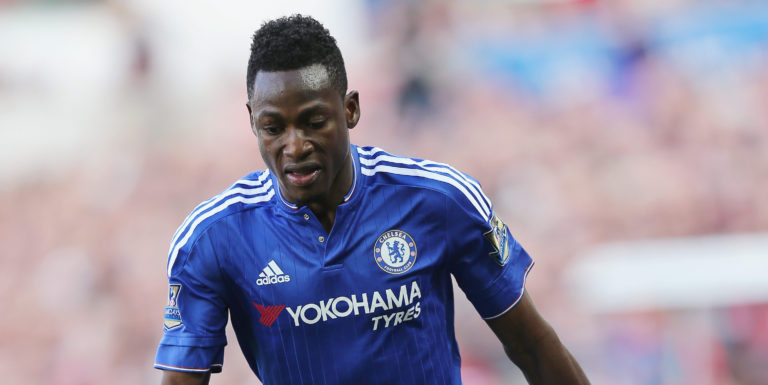 Chelsea’s Baba Rahman suffers knee ligament damage