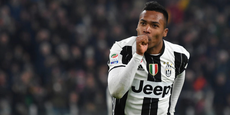 Juventus offer Chelsea target Alex Sandro new deal