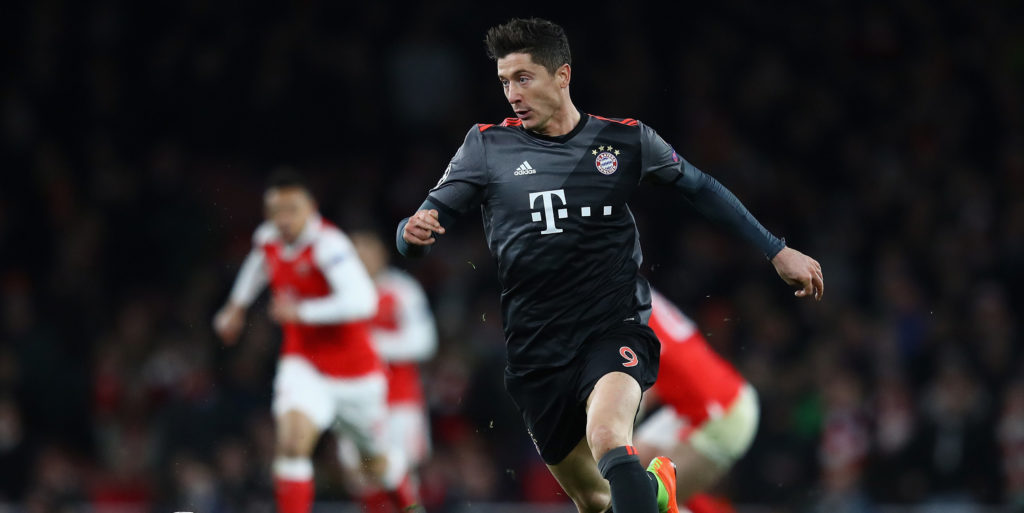 Chelsea in talks with Robert Lewandowski