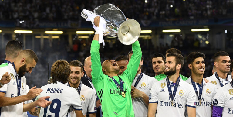 Real Madrid offer Keylor Navas in exchange for Courtois