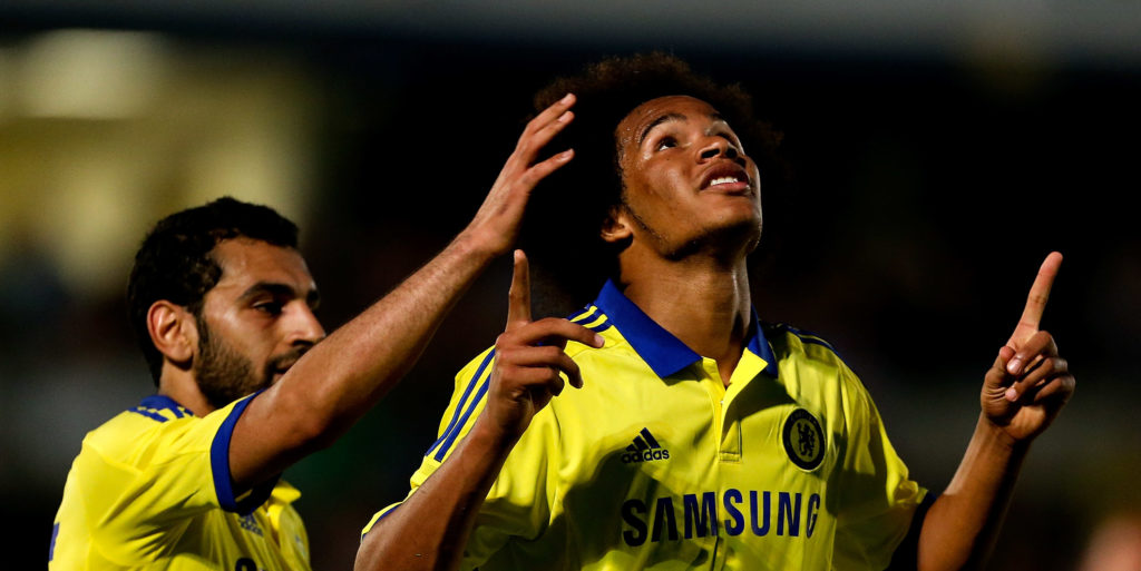 Izzy Brown to pen new deal then loan to Brighton