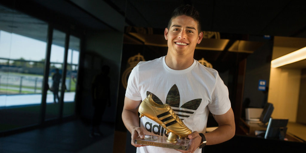 Liverpool rivaling Chelsea for James Rodriguez