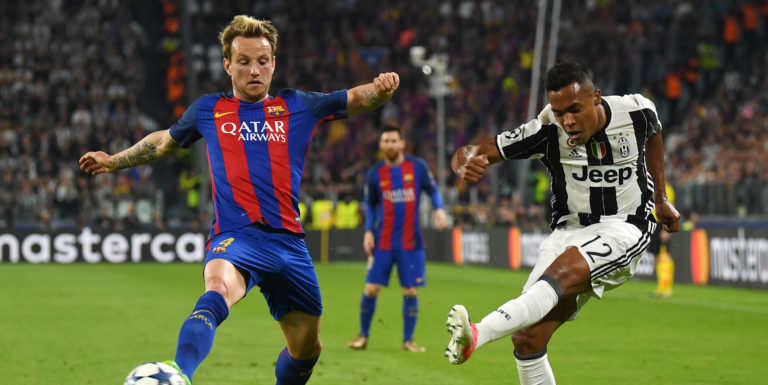 Alex Sandro agrees personal terms with Chelsea