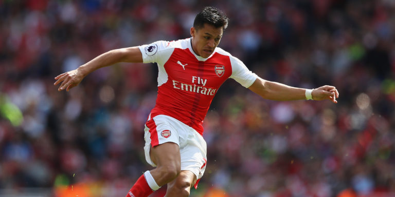 Chelsea consider late move for Alexis Sanchez