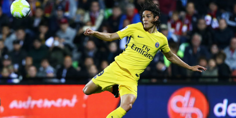 PSG offer Chelsea target Cavani to Real Madrid