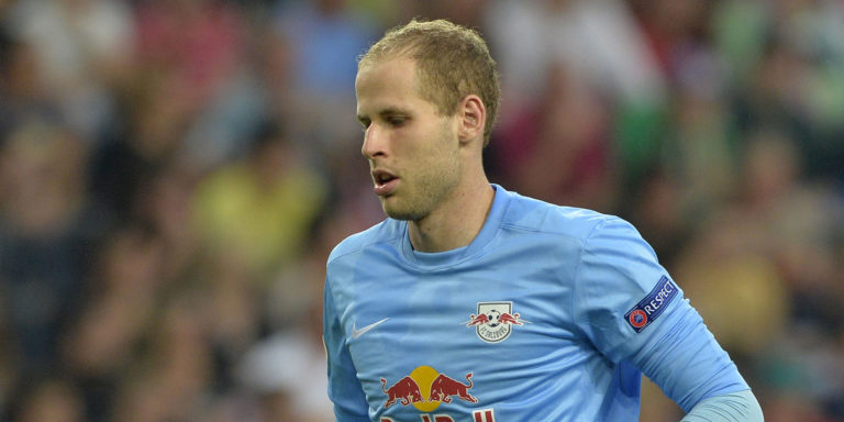 Chelsea looking at RB Leipzig keeper Peter Gulacsi