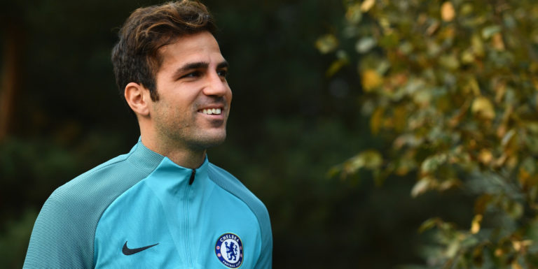 Chelsea to offer Cesc Fabregas new deal amid Man United interest