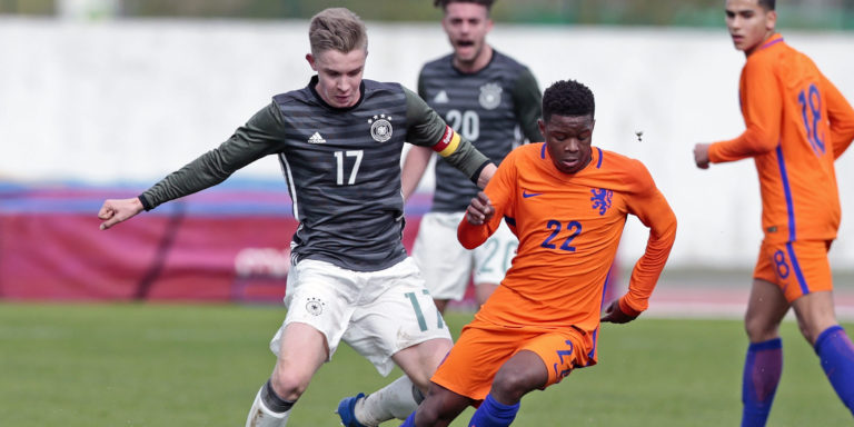 Daishawn Redan on why he left Ajax for Chelsea