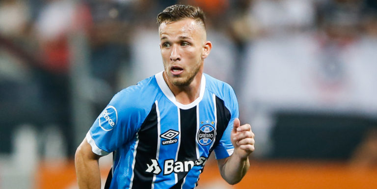 Chelsea linked with move for Gremio star Arthur