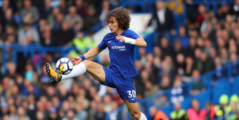 Luiz rallies the troops ahead of Manchester United clash
