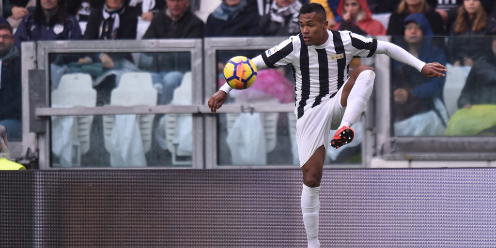 Chelsea to revive interest in Alex Sandro