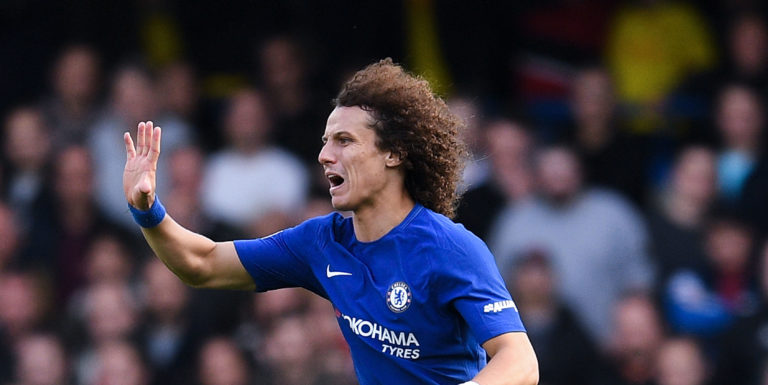 Luiz offers himself to Barcelona