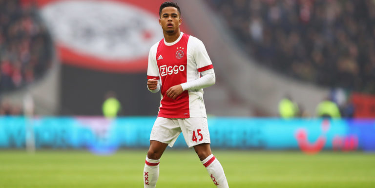 Justin Kluivert reportedly open to Chelsea transfer