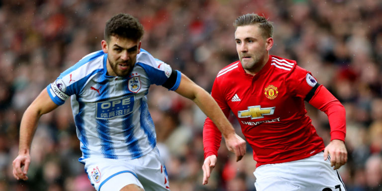 Chelsea keen on Shaw as he awaits United contract offer