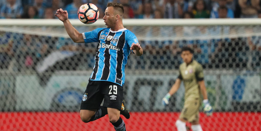 Barcelona confirm deal to sign Gremio’s Arthur