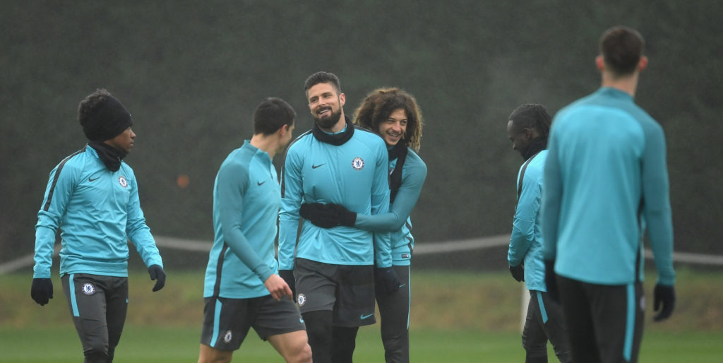 Spaniard wants Arsenal over Chelsea, defender linked with Barca + more: Chelsea news round-up