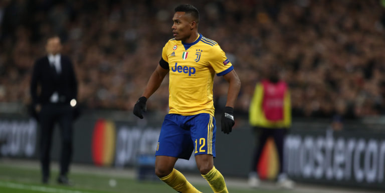Chelsea target Alex Sandro likely to leave Juventus