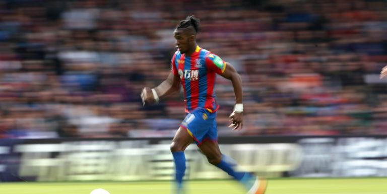 Chelsea target Zaha to be offered new contract at Palace