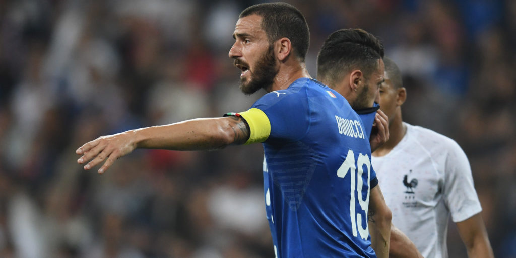 Chelsea join PSG and United in Bonucci hunt