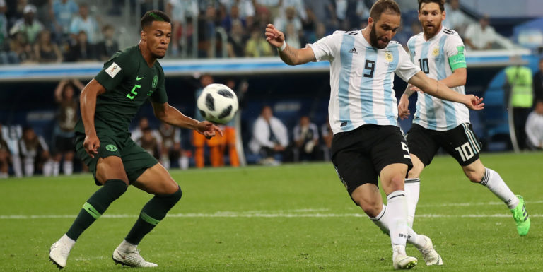 Sarri targets Rugani and Higuain for Chelsea