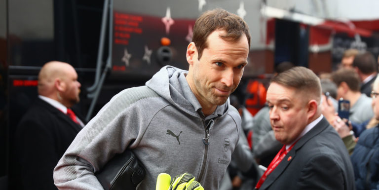 Chelsea reportedly consider re-signing Petr Cech