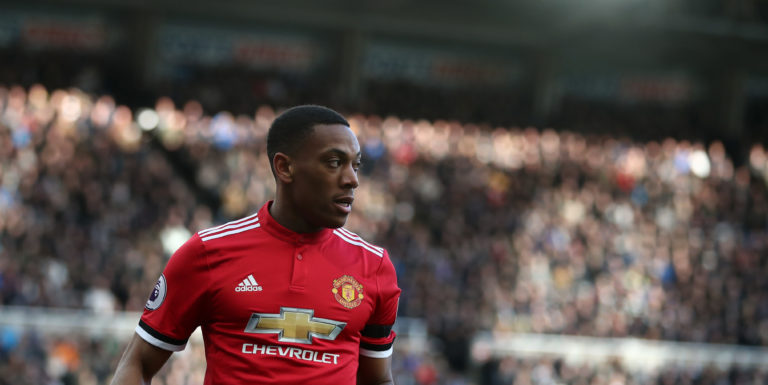Chelsea will only sell Willian to United if they get Martial in return