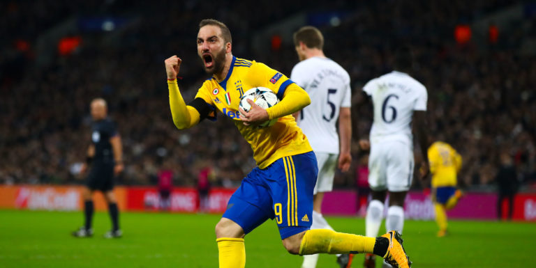 Higuain open to Milan move amid Chelsea interest
