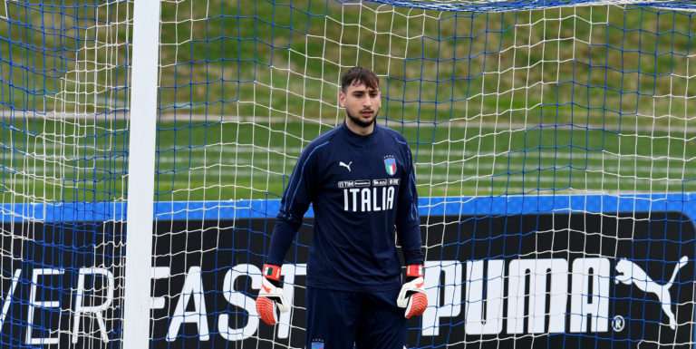 Chelsea leading Donnarumma race