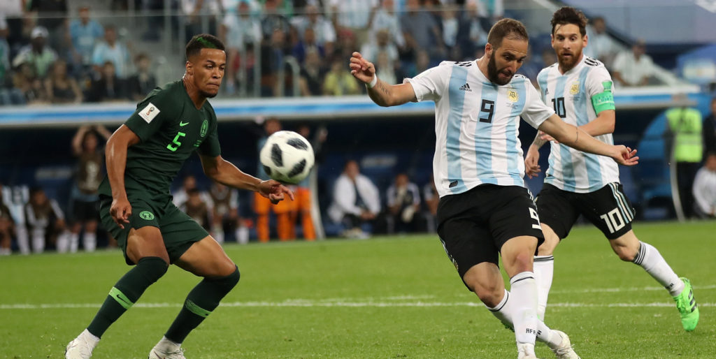 Fabio Capello expects to see Higuain at Chelsea