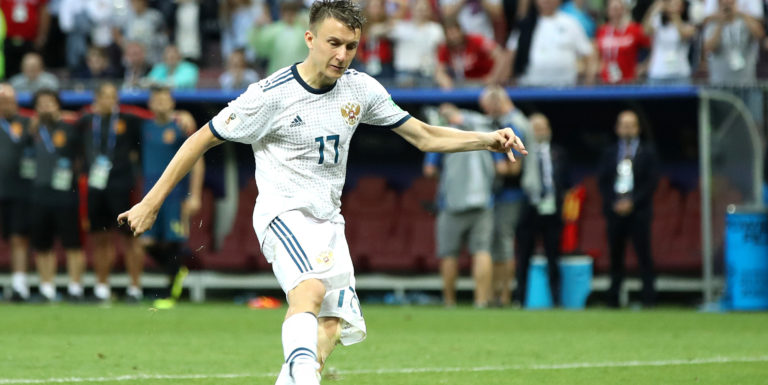 Chelsea target Golovin favours move to Juventus