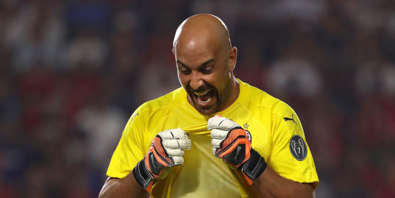 Reina never considered Chelsea switch
